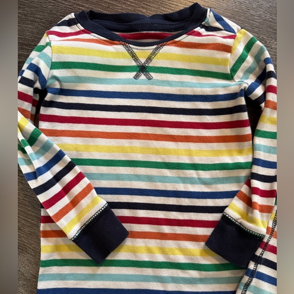 ๐ Primary Rainbow Stripe Pajama Set (Size 18โ24M) - Picture 5 of 6